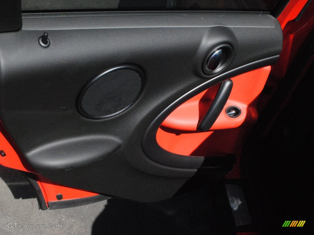 2012 Cooper S Countryman - Pure Red / Carbon Black photo #13