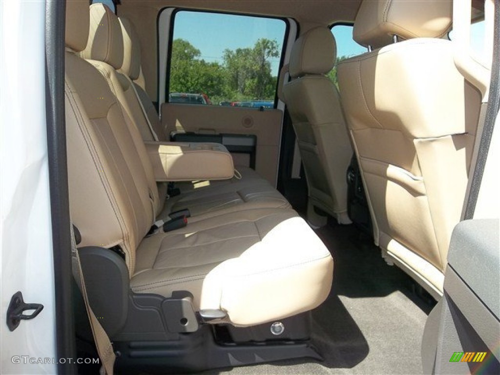 2012 F350 Super Duty Lariat Crew Cab 4x4 - Oxford White / Adobe photo #39