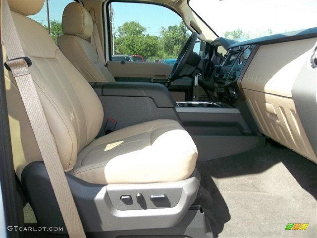 2012 F350 Super Duty Lariat Crew Cab 4x4 - Oxford White / Adobe photo #40