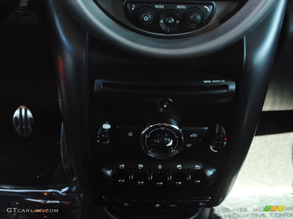 2012 Cooper S Countryman - Pure Red / Carbon Black photo #22