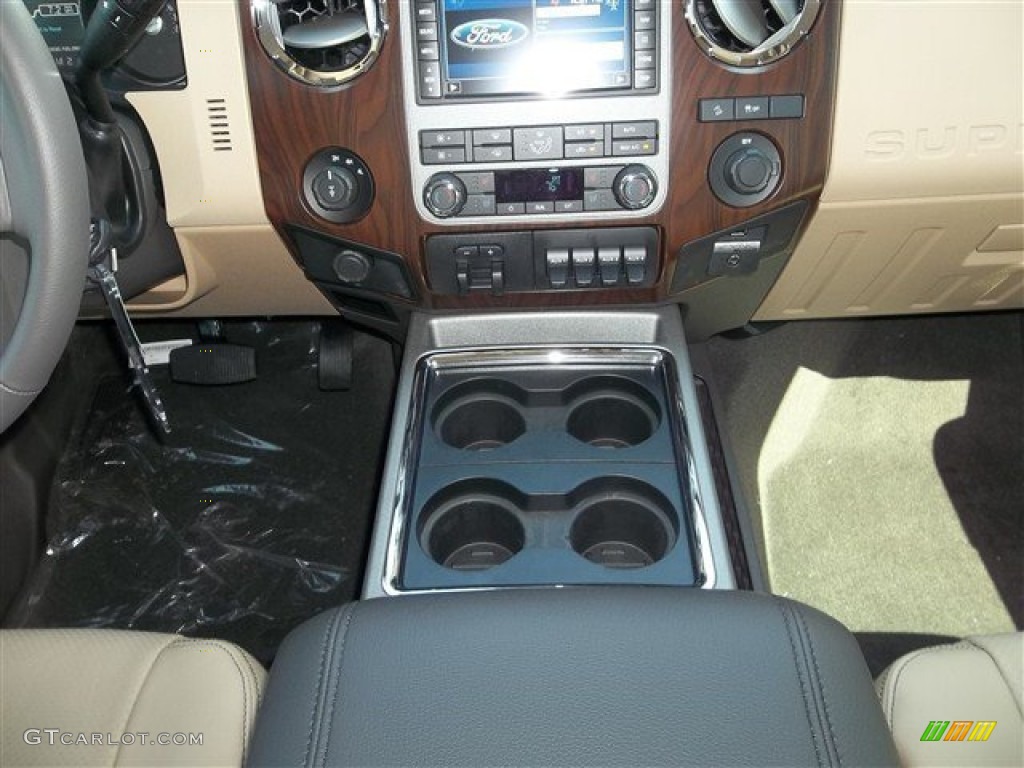 2012 F350 Super Duty Lariat Crew Cab 4x4 - Oxford White / Adobe photo #51