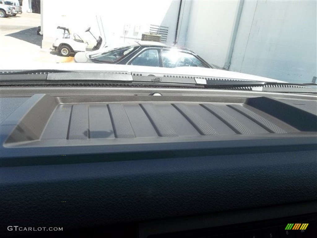 2012 F350 Super Duty Lariat Crew Cab 4x4 - Oxford White / Adobe photo #65