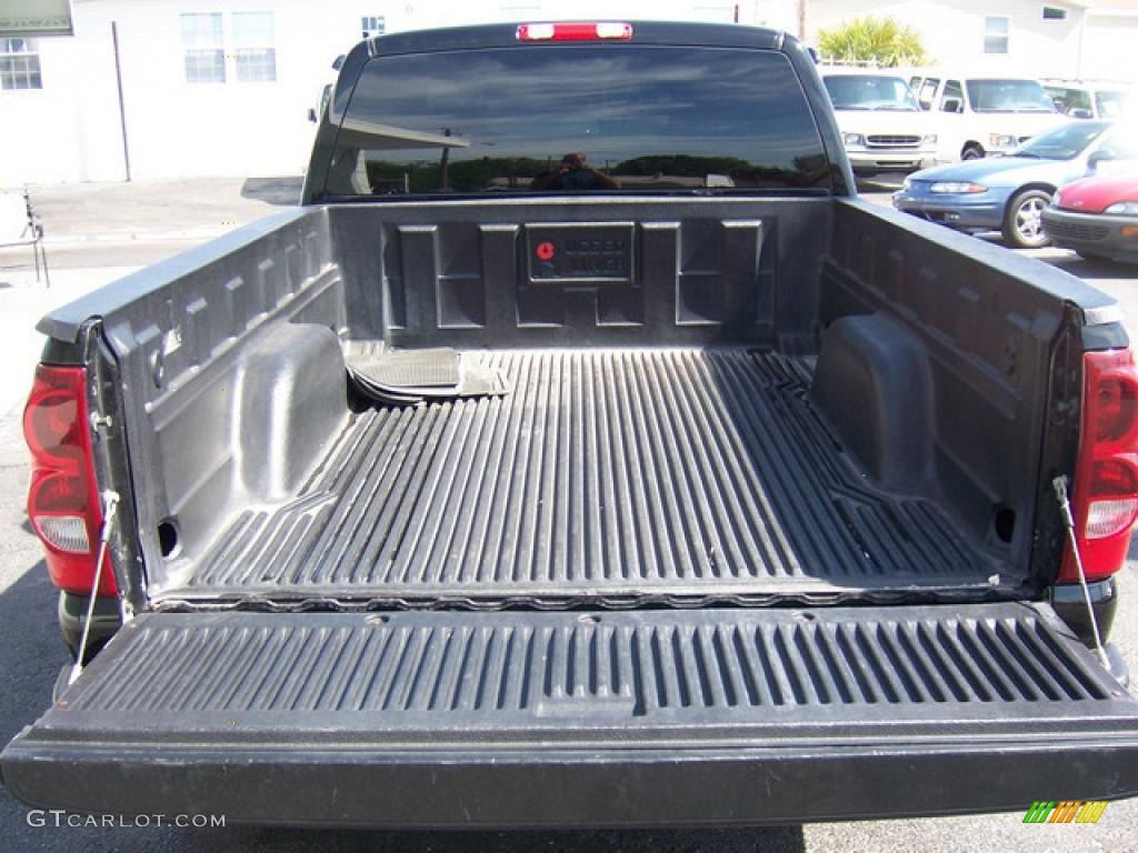 2003 Silverado 1500 LS Extended Cab - Black / Tan photo #16