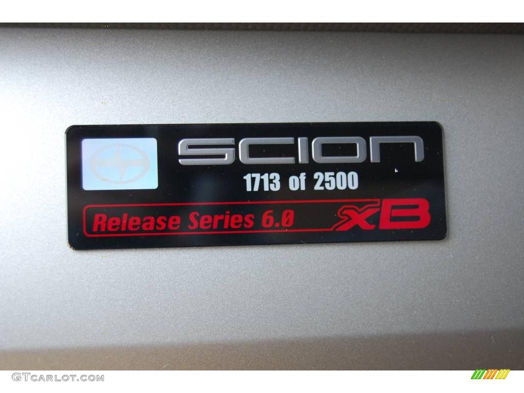 2009 xB Release Series 6.0 - Absolutely Red / Release Series 6.0 Dark Gray/Red photo #13