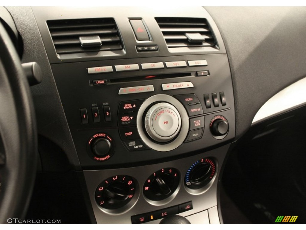 2010 Mazda MAZDA3 i Sport 4 Door Controls Photo #71718907