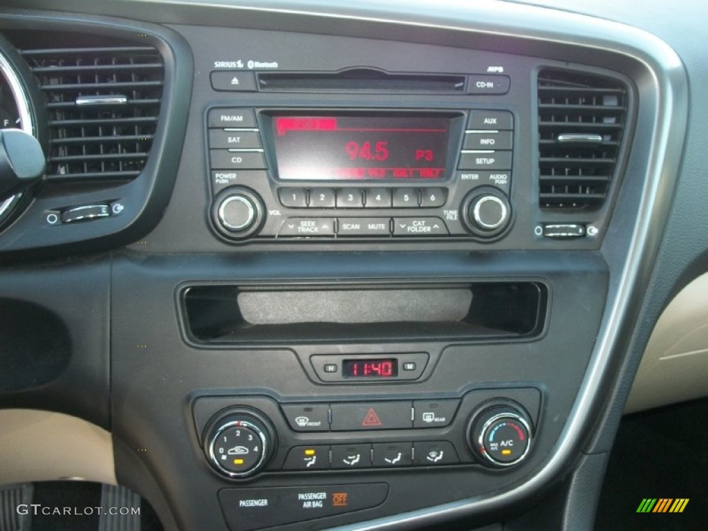 2011 Kia Optima LX Controls Photo #71719885