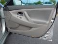 Classic Silver Metallic - Camry LE Photo No. 20