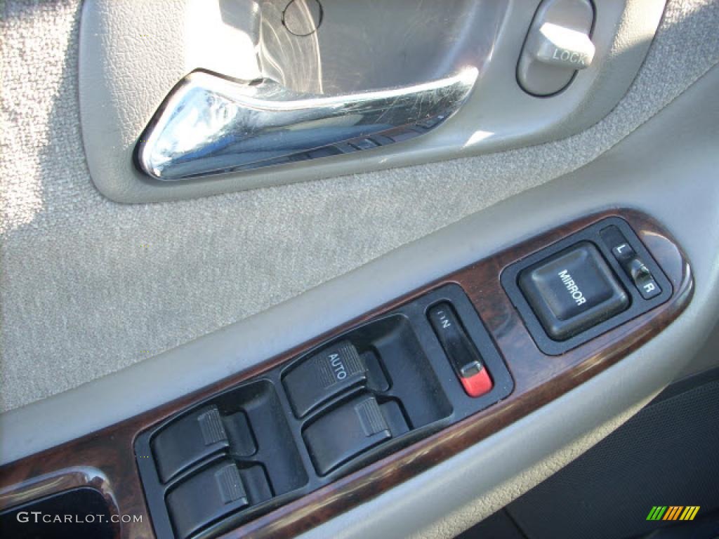 2002 Accord SE Sedan - Satin Silver Metallic / Quartz Gray photo #18