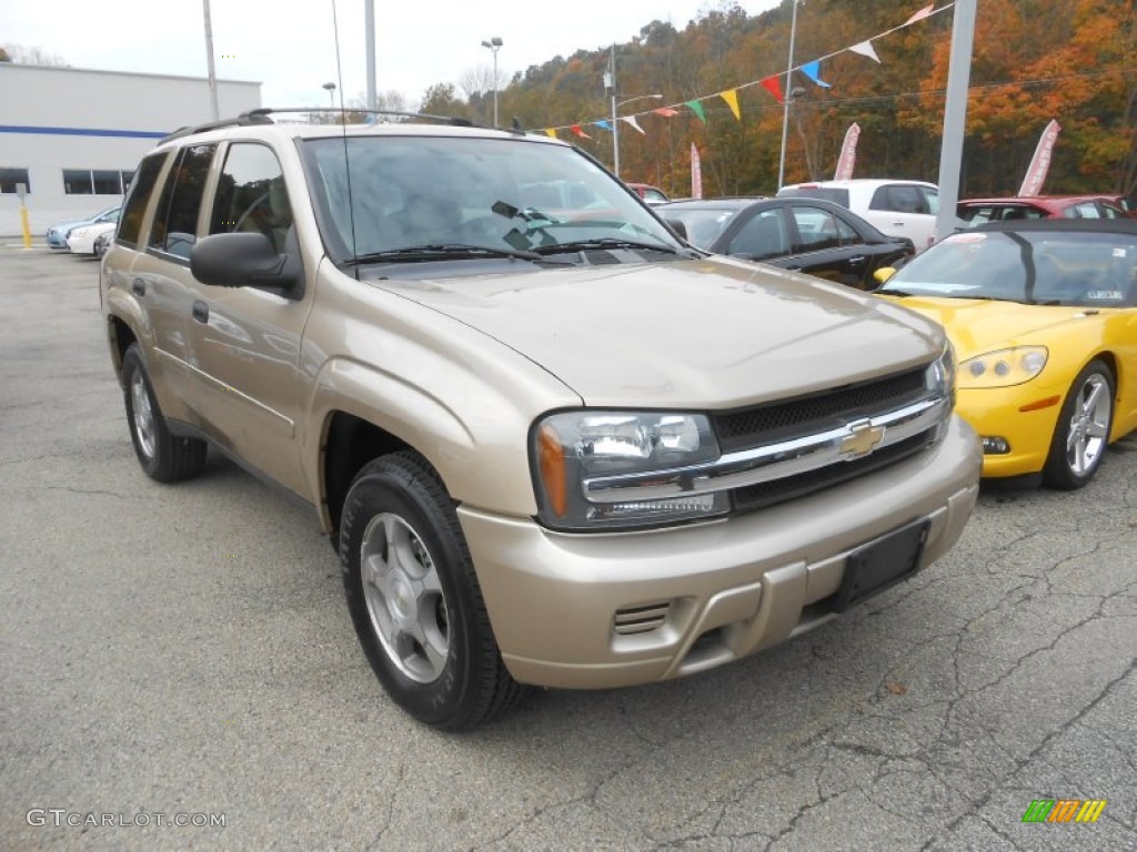 Sandstone Metallic 2007 Chevrolet TrailBlazer LS 4x4 Exterior Photo #71725048