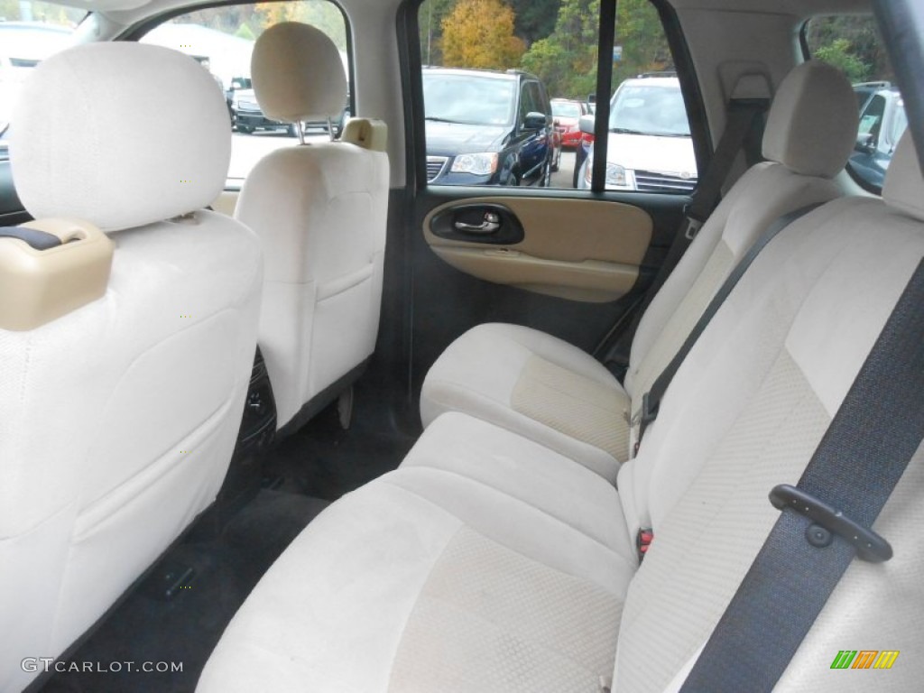 2007 Chevrolet TrailBlazer LS 4x4 Rear Seat Photo #71725096