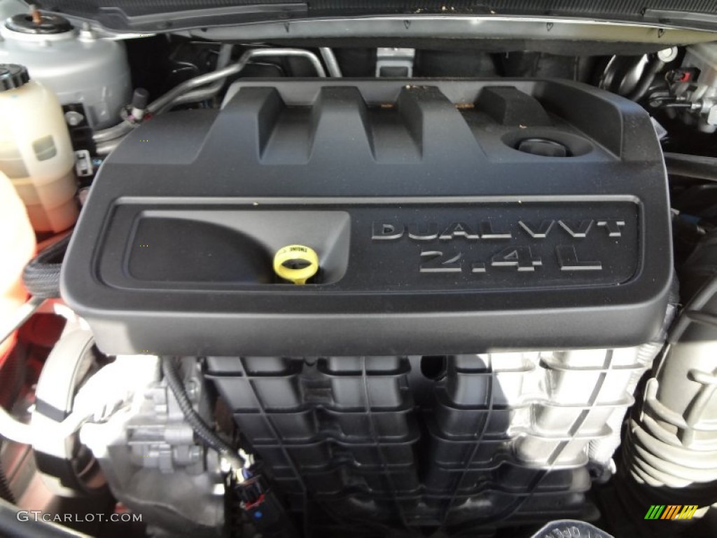 2010 Avenger R/T - Bright Silver Metallic / Dark Khaki/Light Graystone photo #21