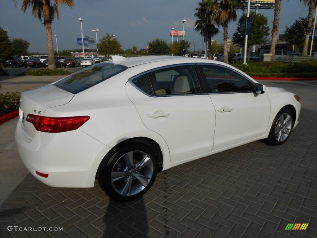 2013 ILX 2.0L Technology - Bellanova White Pearl / Parchment photo #6