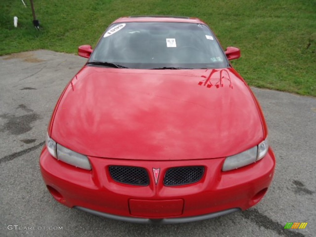 1999 Grand Prix GT Sedan - Bright Red / Graphite photo #7