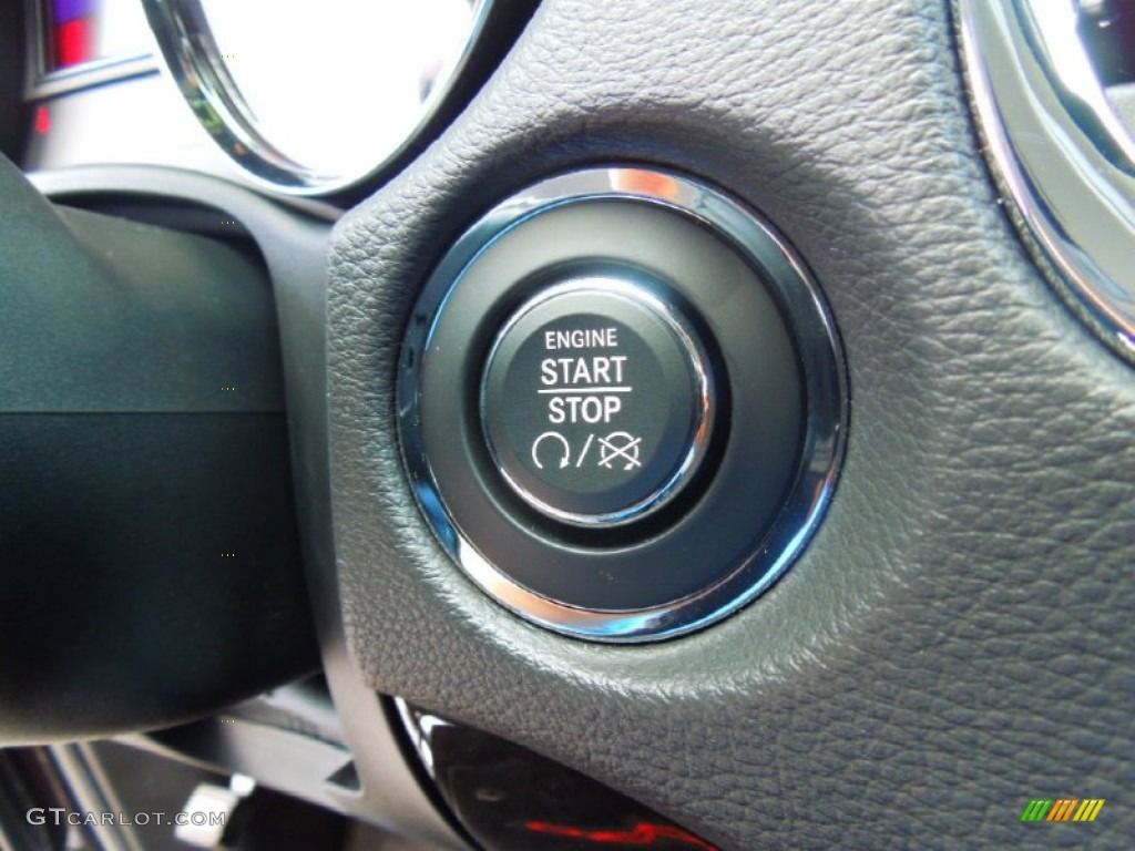 2013 Dodge Durango R/T AWD Controls Photo #71730170