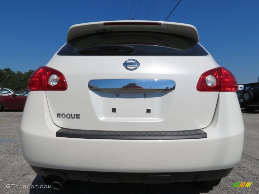 2011 Rogue S - Pearl White / Gray photo #6