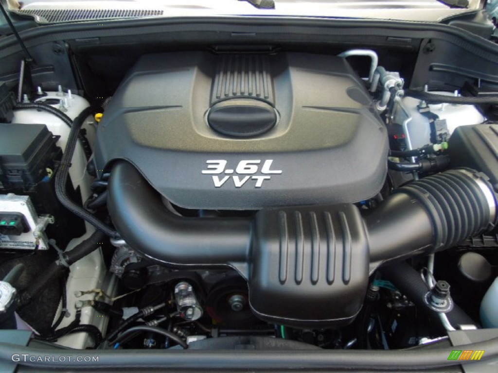 2013 Dodge Durango SXT Engine Photos