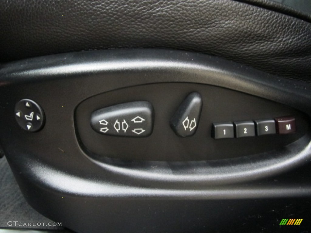 2005 BMW X3 3.0i Controls Photo #71731188