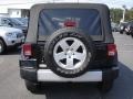 Black - Wrangler Unlimited Sahara 4x4 Photo No. 5