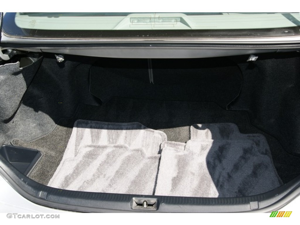 2010 Camry LE - Classic Silver Metallic / Ash Gray photo #17