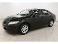 Black - Camry LE Photo No. 3