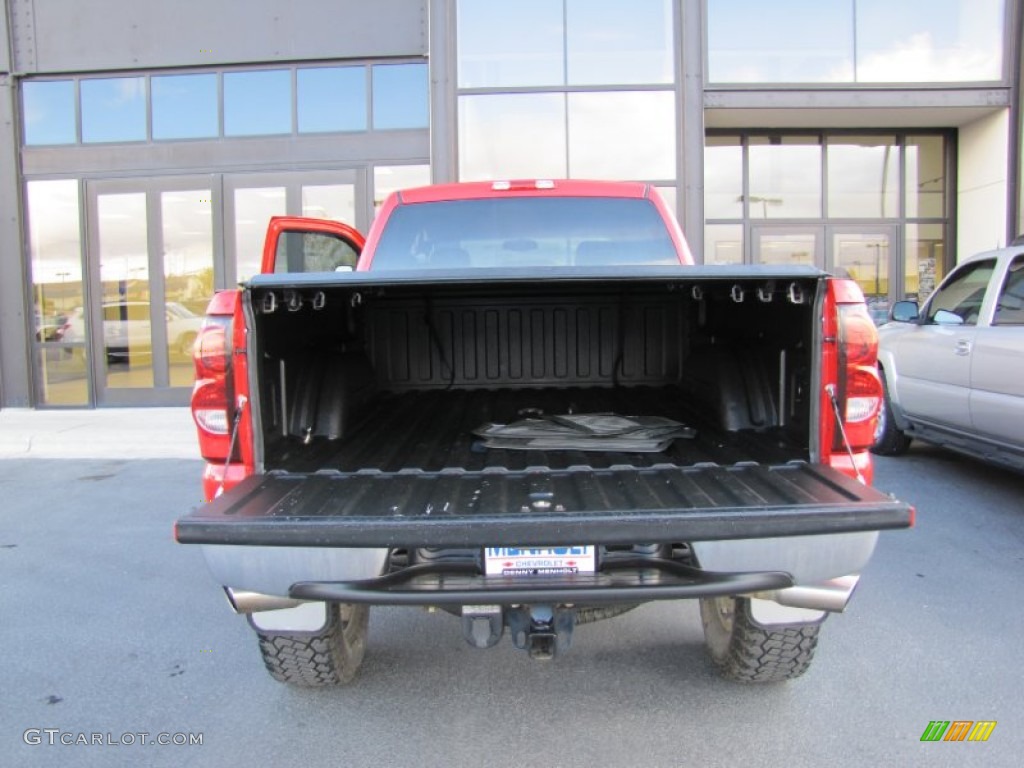 2007 Silverado 2500HD Classic LT Crew Cab 4x4 - Victory Red / Dark Charcoal photo #10