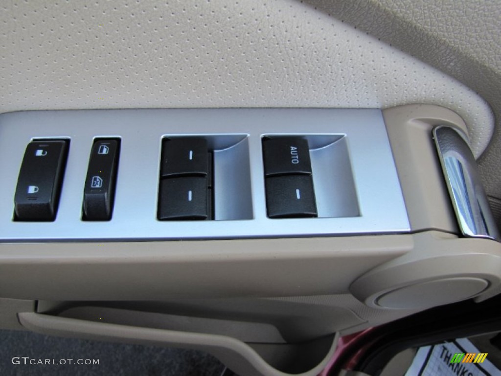 2010 Mountaineer V6 AWD - Sangria Red Metallic / Camel photo #15