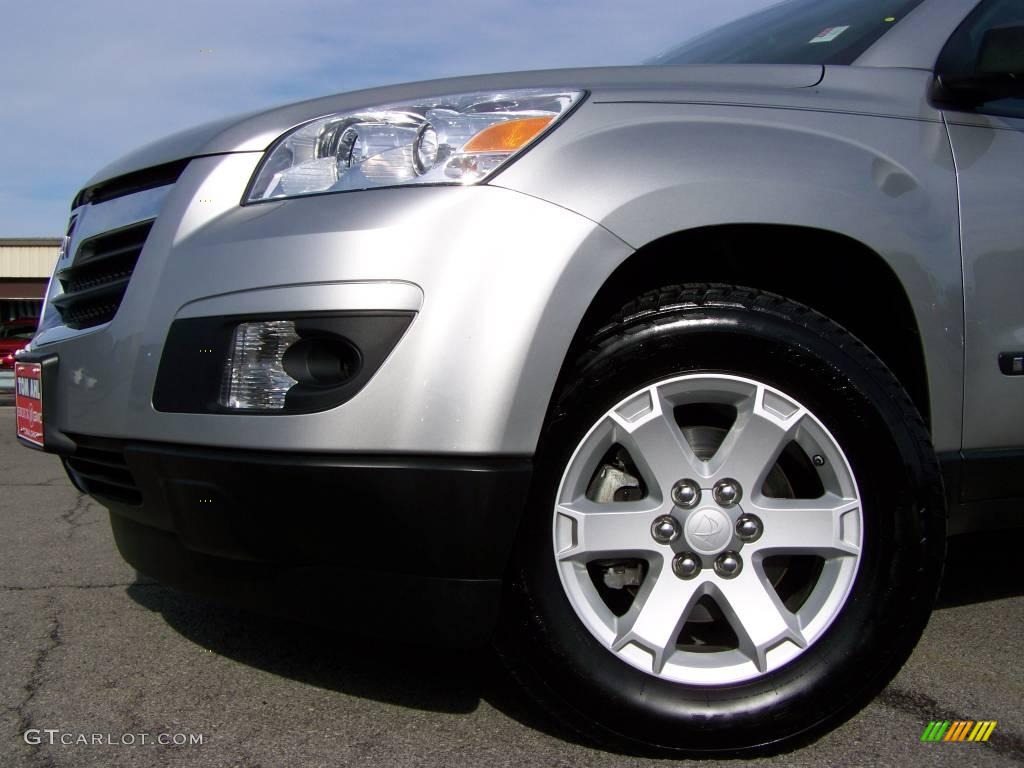 2008 Outlook XE AWD - Silver Pearl / Black photo #2