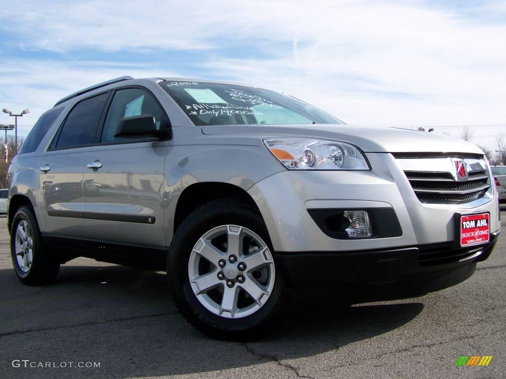 2008 Outlook XE AWD - Silver Pearl / Black photo #9