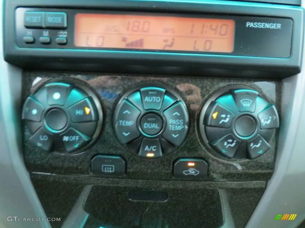 2003 4Runner Limited 4x4 - Pacific Blue Metallic / Taupe photo #16