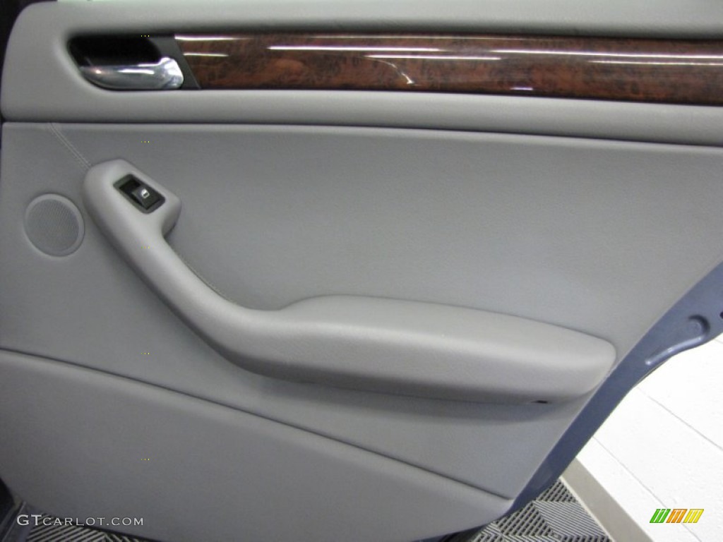 2004 3 Series 325i Sedan - Steel Blue Metallic / Grey photo #17