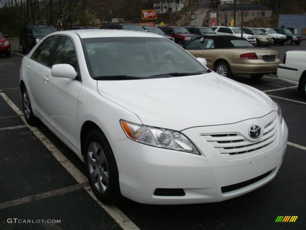 2008 Camry LE - Super White / Bisque photo #6