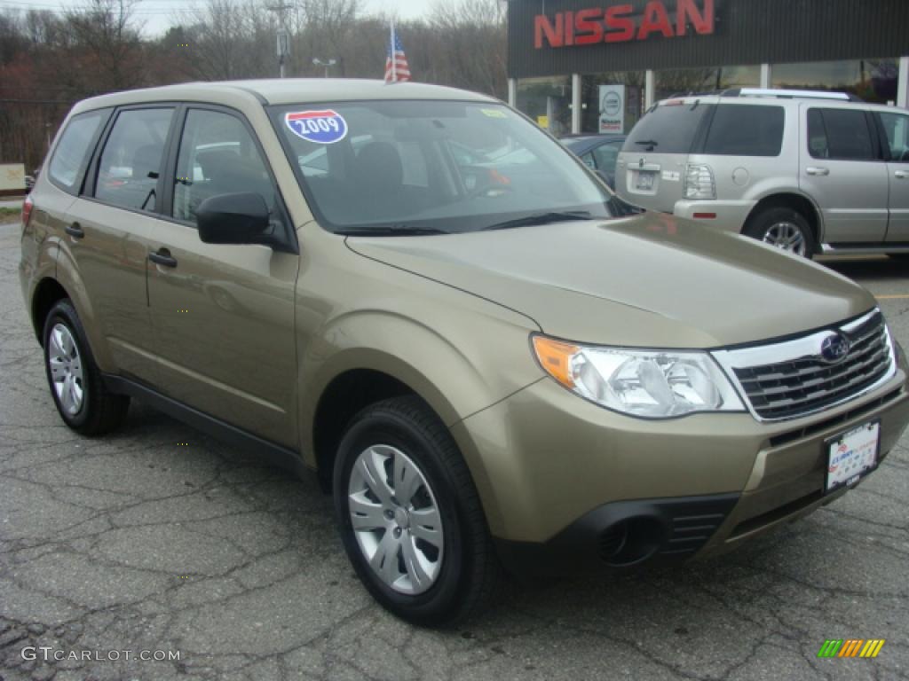 2009 Forester 2.5 X - Topaz Gold Metallic / Platinum photo #7