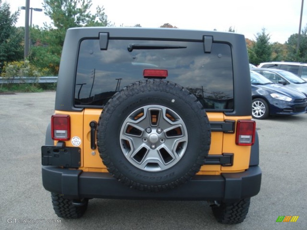 2013 Wrangler Unlimited Rubicon 4x4 - Dozer Yellow / Black photo #7