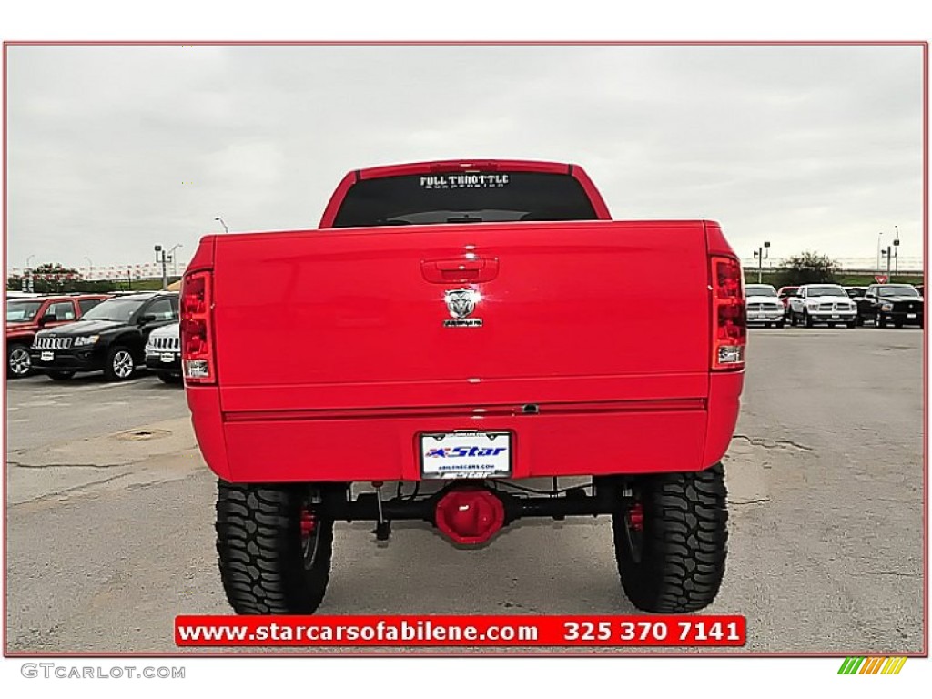 2005 Ram 1500 SLT Quad Cab 4x4 - Flame Red / Dark Slate Gray photo #4