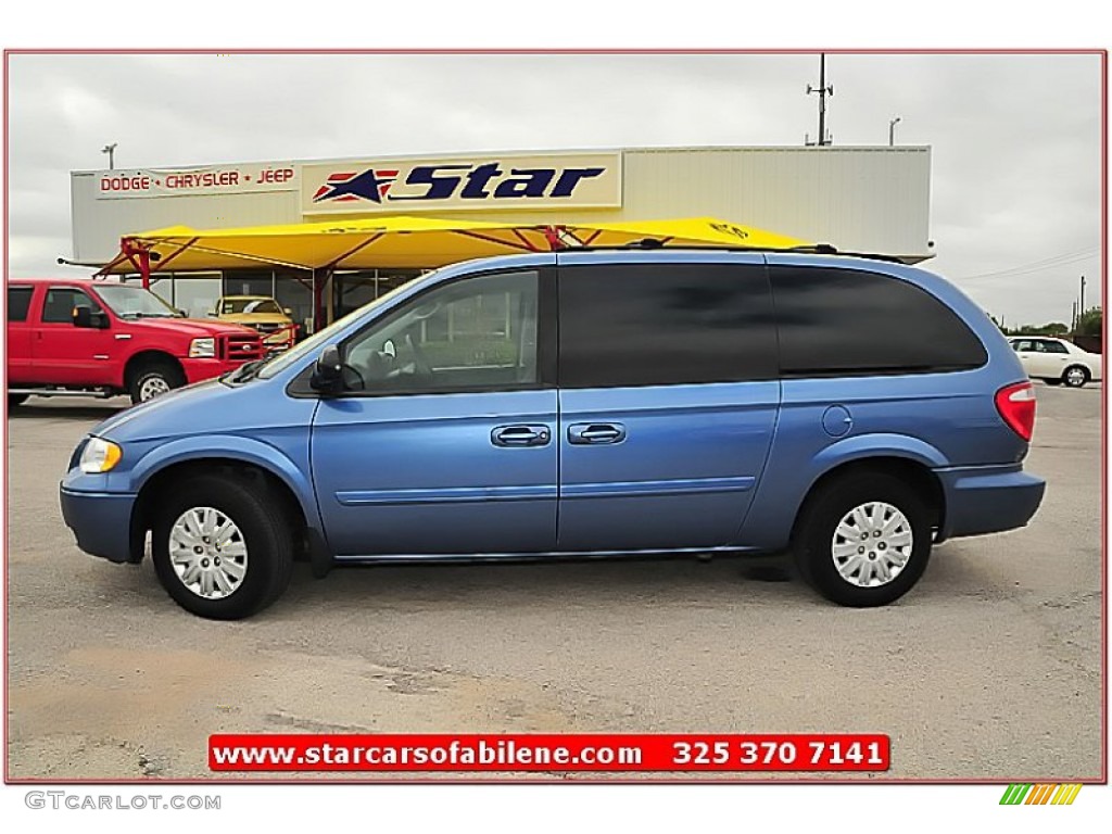 2007 Town & Country LX - Marine Blue Pearl / Medium Slate Gray photo #2
