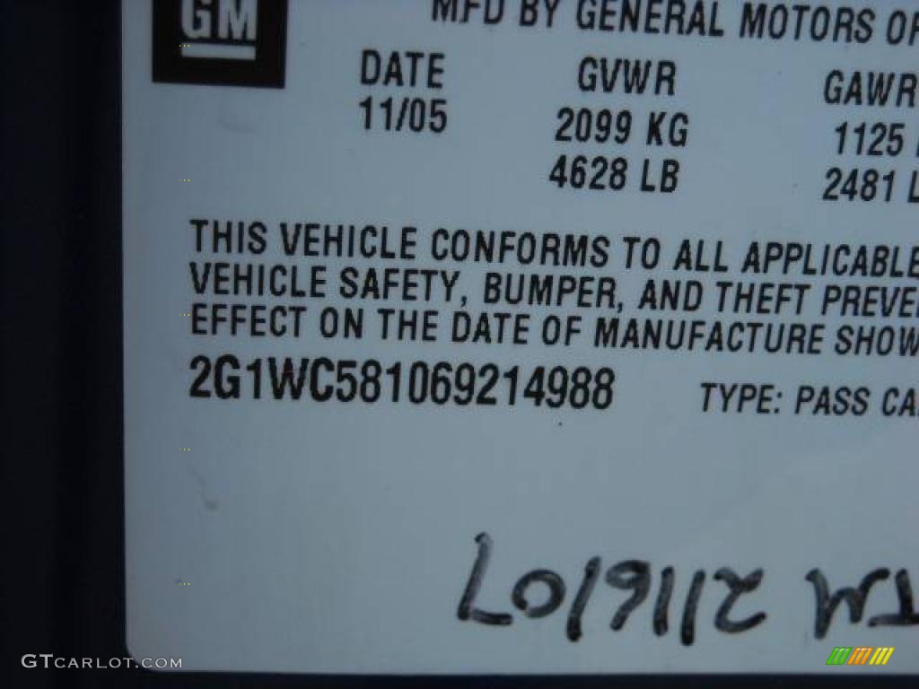 2006 Impala LT - Laser Blue Metallic / Gray photo #16