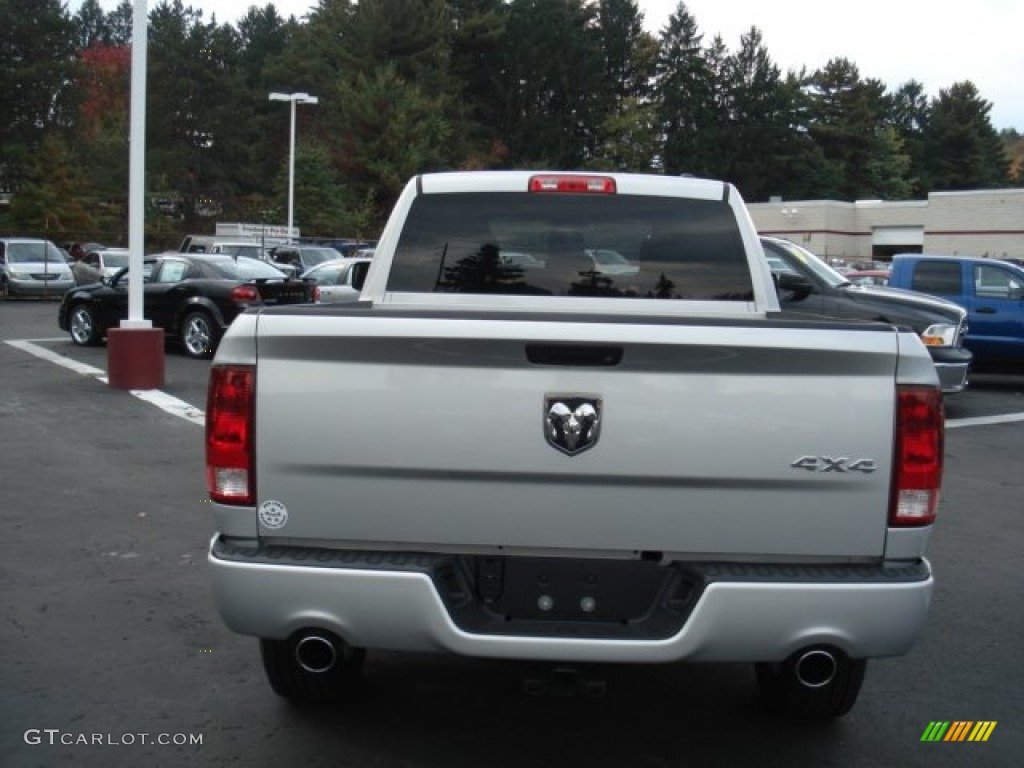 2012 Ram 1500 Express Quad Cab 4x4 - Bright Silver Metallic / Dark Slate Gray/Medium Graystone photo #7