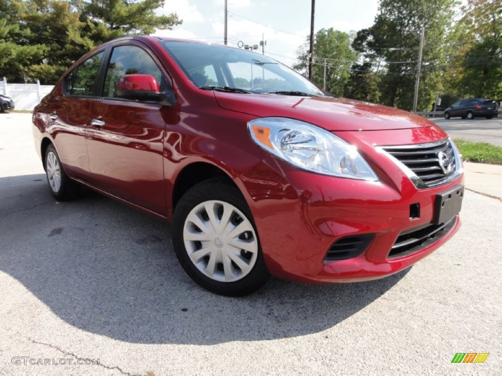 2012 Versa 1.6 SV Sedan - Red Brick / Charcoal photo #1