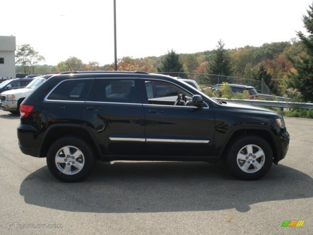 2012 Grand Cherokee Laredo 4x4 - Black Forest Green Pearl / Dark Graystone/Medium Graystone photo #5