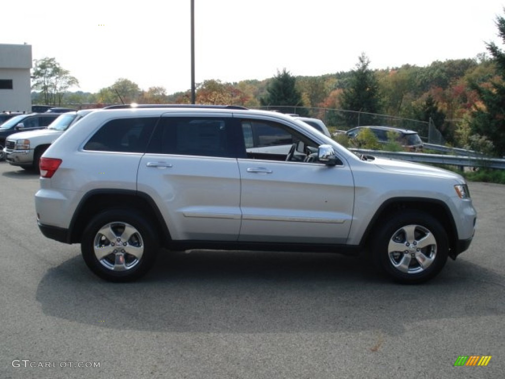 2012 Grand Cherokee Limited 4x4 - Bright Silver Metallic / Black/Light Frost Beige photo #5