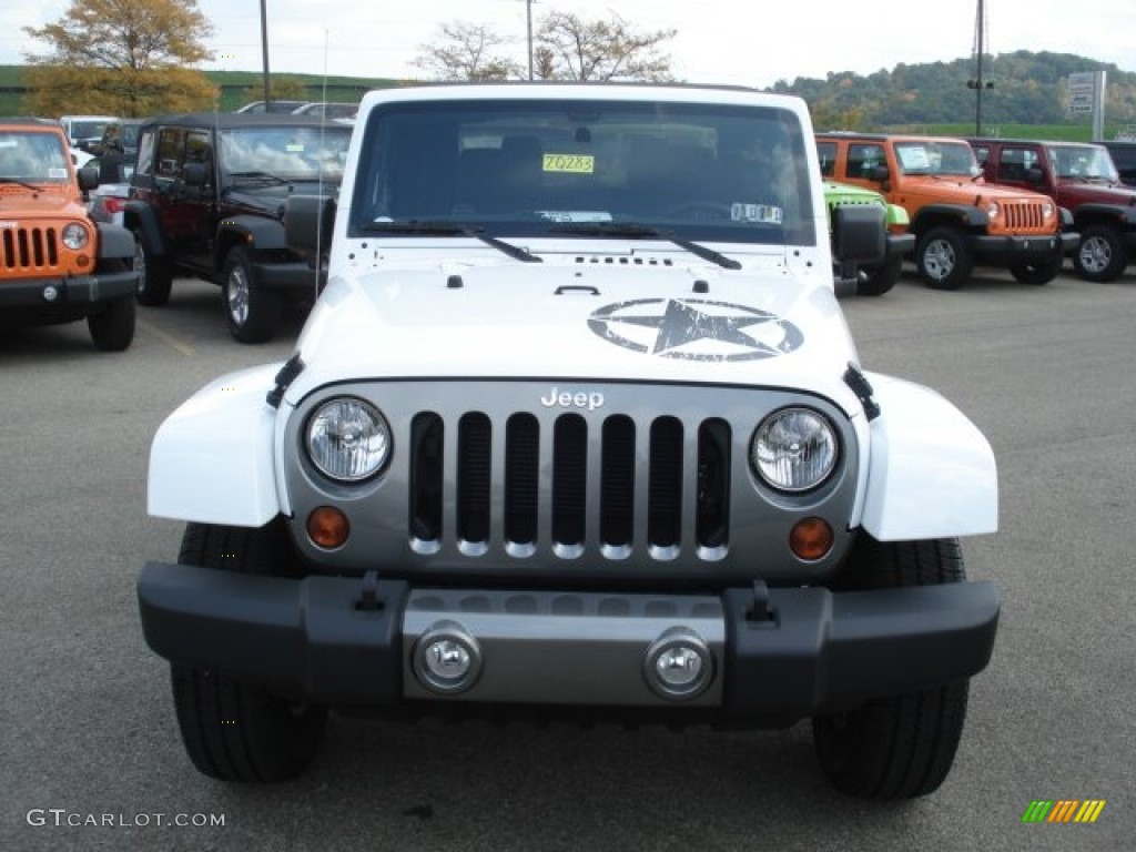 2012 Wrangler Oscar Mike Freedom Edition 4x4 - Bright White / Freedom Edition Black Tectonic/Quick Silver Accent photo #3