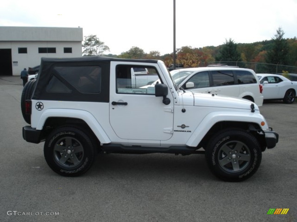 2012 Wrangler Oscar Mike Freedom Edition 4x4 - Bright White / Freedom Edition Black Tectonic/Quick Silver Accent photo #5