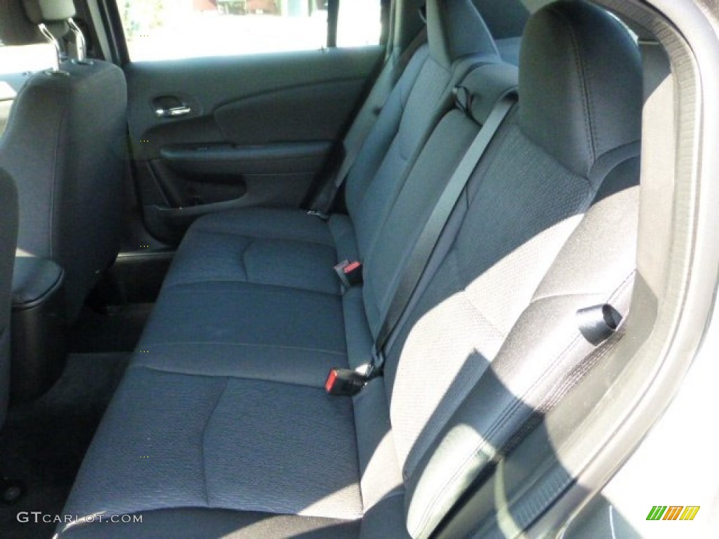 2013 200 Touring Sedan - Tungsten Metallic / Black photo #11