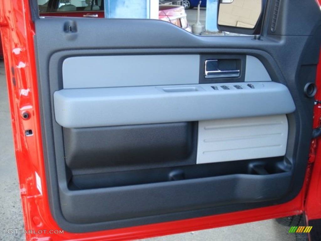 2012 F150 XLT SuperCab 4x4 - Race Red / Steel Gray photo #12
