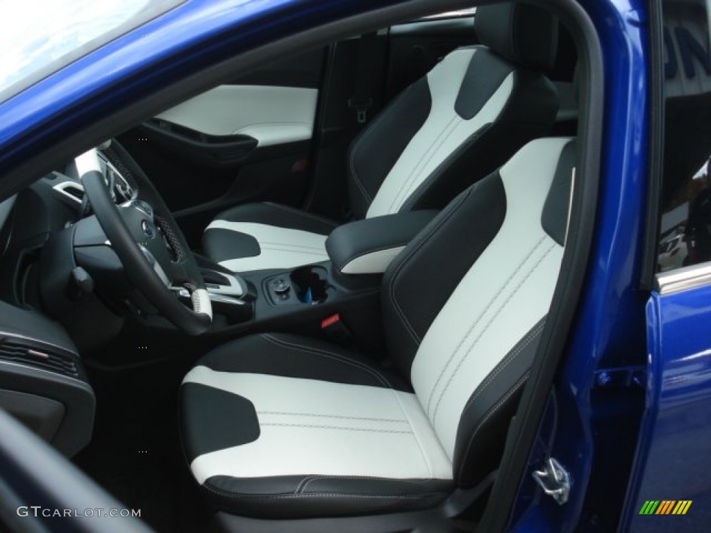 Arctic White Interior 2013 Ford Focus Titanium Hatchback Photo #71759058