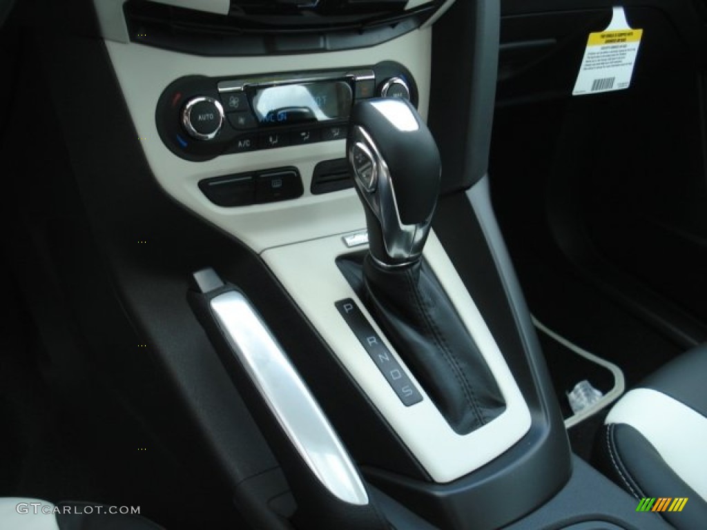 2013 Ford Focus Titanium Hatchback 6 Speed Automatic Transmission Photo #71759106