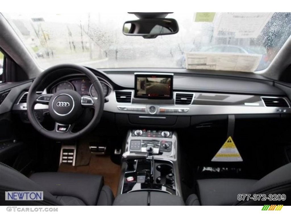 2013 S8 4.0 TFSI quattro Sedan - Phantom Black Pearl / Black photo #38