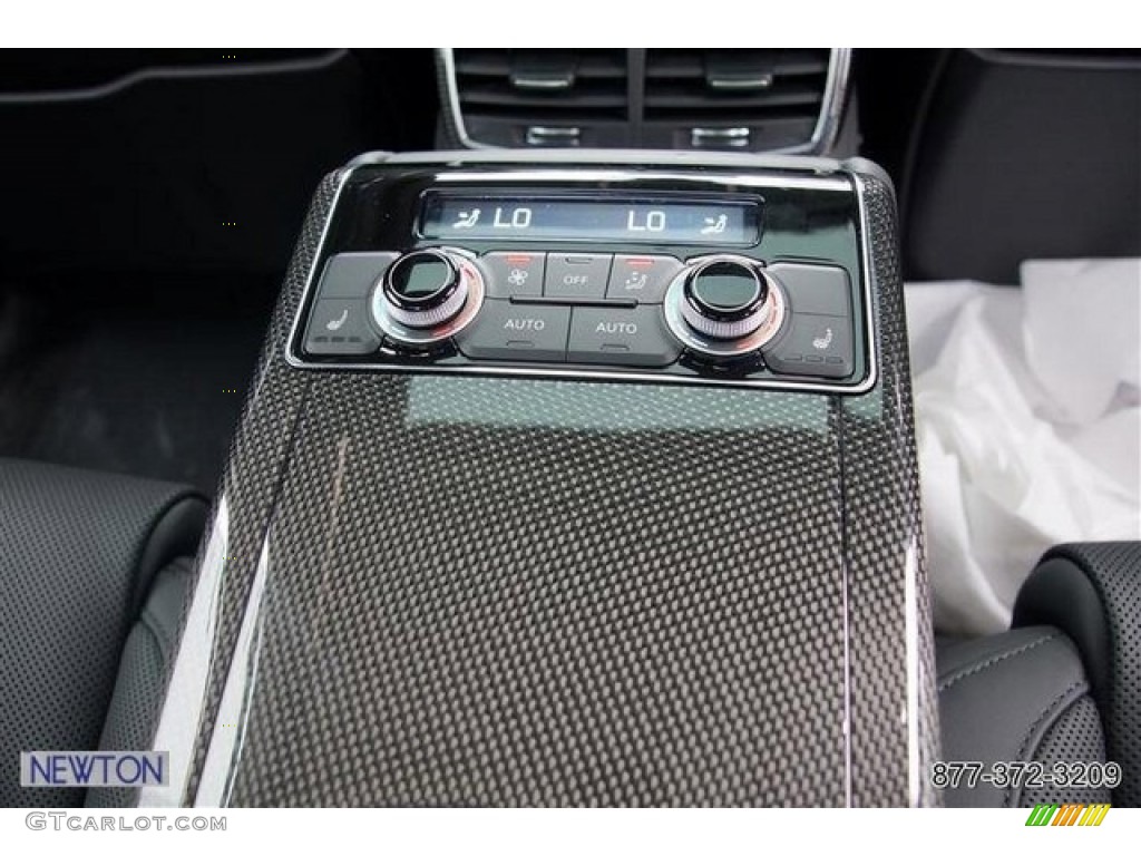 2013 S8 4.0 TFSI quattro Sedan - Phantom Black Pearl / Black photo #42