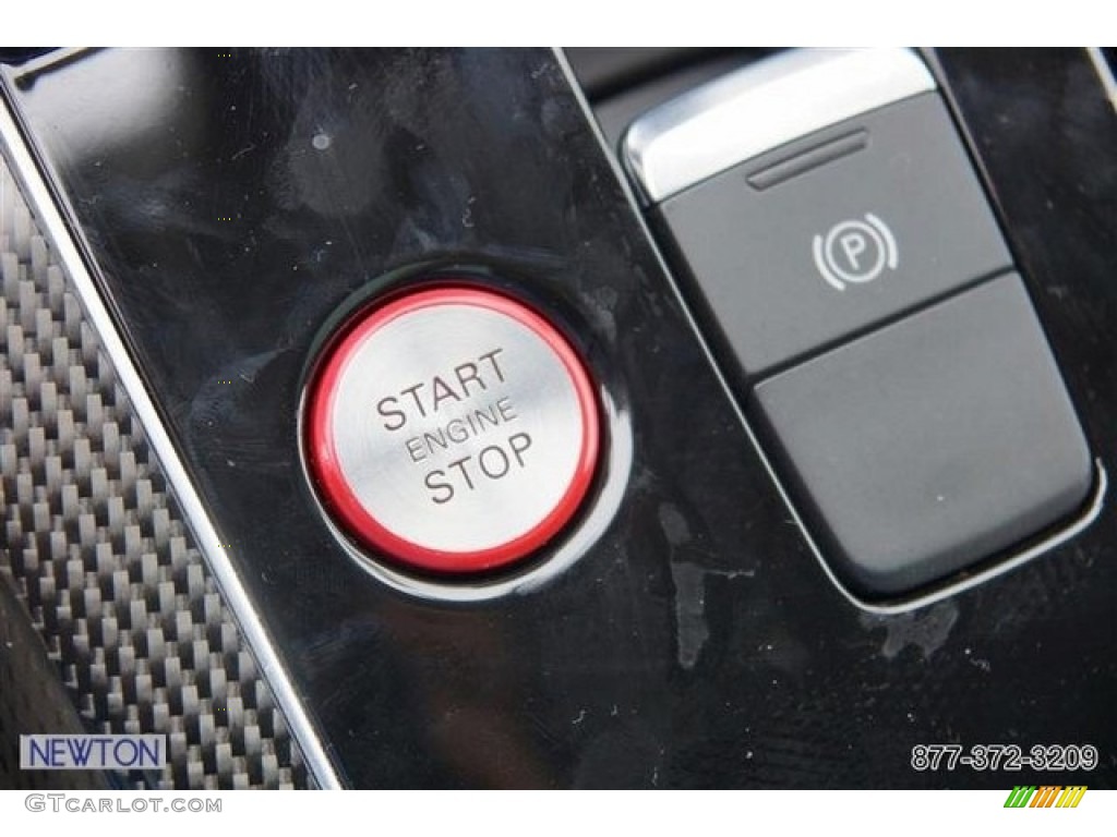 2013 S8 4.0 TFSI quattro Sedan - Phantom Black Pearl / Black photo #66