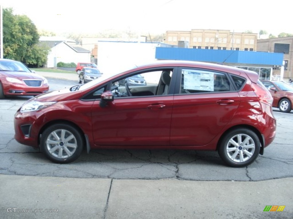 2013 Fiesta SE Hatchback - Ruby Red / Charcoal Black/Light Stone photo #5